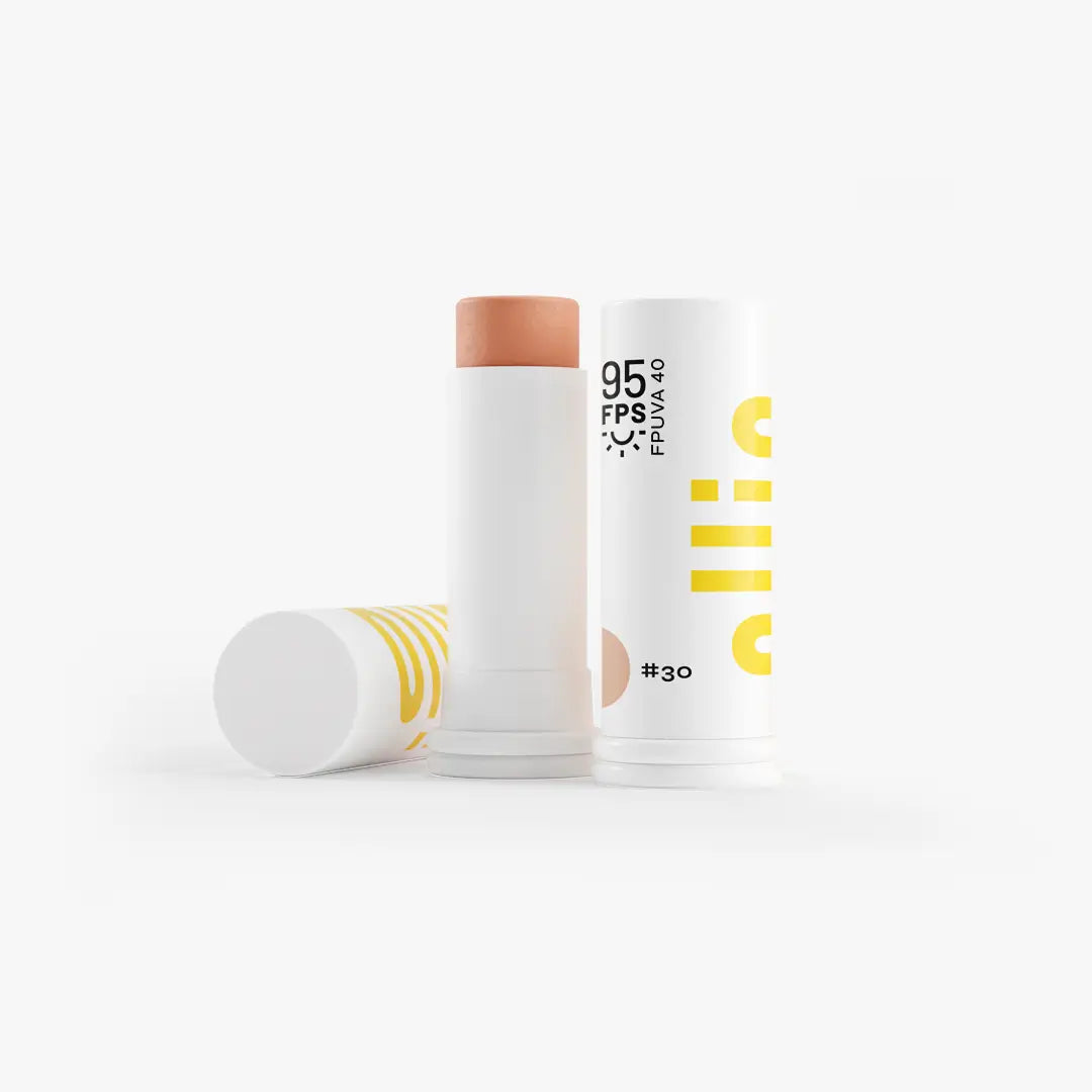 Protector Solar en Barra Con Color FPS 95